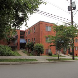 vista exterior del edificio at Park Place Apartments, located in Washington, DC